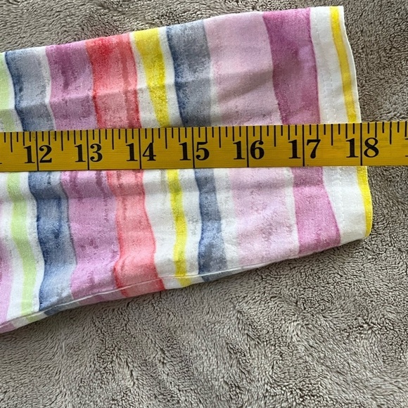 Sundance Catalog - Whimsy Rose Muted watercolored Floral featherweight Top M - Picture 9 of 10